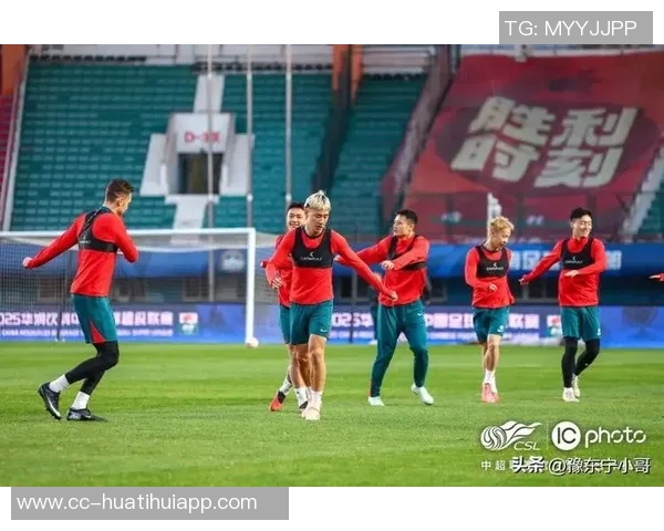 尹鸿博宣布明天将迎来最后一场中超比赛因伤选择退役